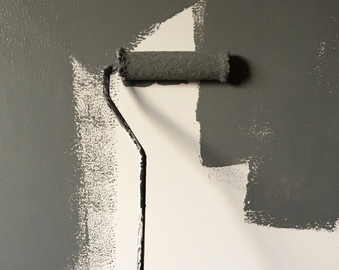 Paint rolling wall