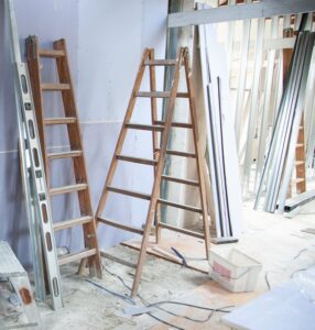 painter-ladder-step-ladder